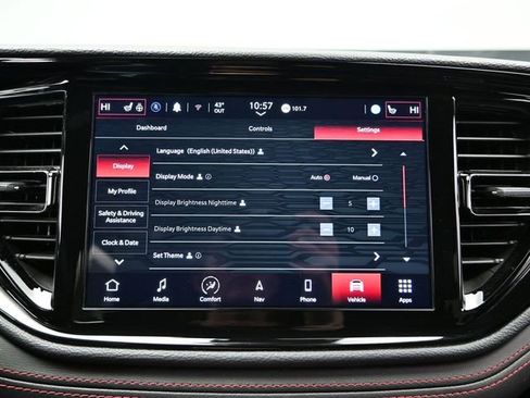 Used 2025 Dodge Durango R/T AWD/4WD image 45