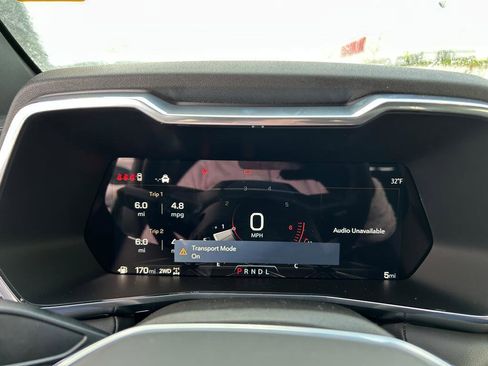 New 2026 GMC Canyon Elevation w/ Convenience Package image 14