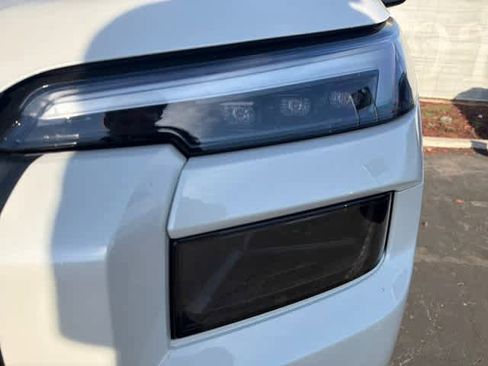 New 2026 Subaru Outback Limited image 9