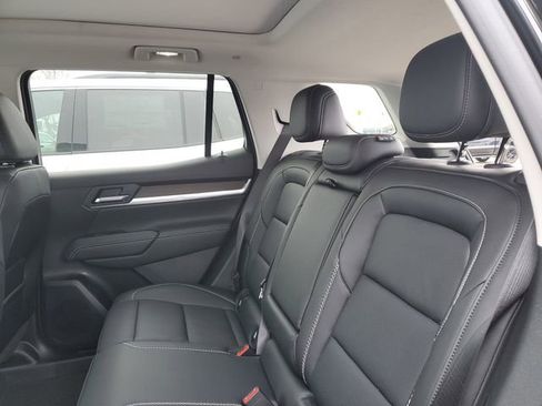 New 2026 GMC Terrain Denali w/ LPO, Black Badging Package image 27