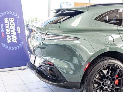 Used 2021 Aston Martin DBX AWD/4WD image 12