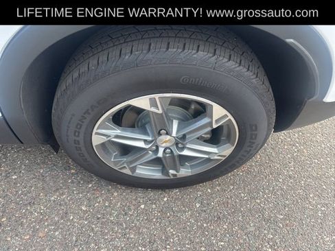 Used 2025 Chevrolet Blazer LT AWD/4WD image 23