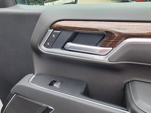 New 2026 GMC Sierra 1500 Elevation image 37
