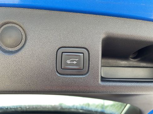 Used 2024 Chevrolet Equinox LT FWD image 45
