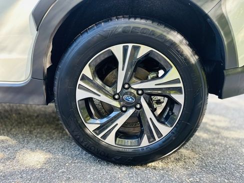 Used 2024 Subaru Crosstrek 2.0i Premium image 29