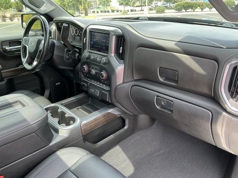 Used 2022 Chevrolet Silverado 1500 LT Trail Boss w/ LT Trail Boss Premium Package AWD/4WD image 21