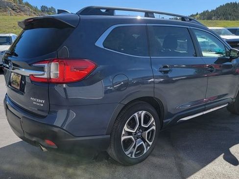 Used 2024 Subaru Ascent Limited w/ Technology Package AWD/4WD image 6