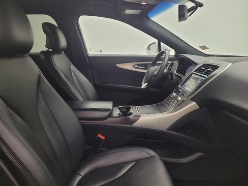 Used 2016 Lincoln MKX Premiere image 21