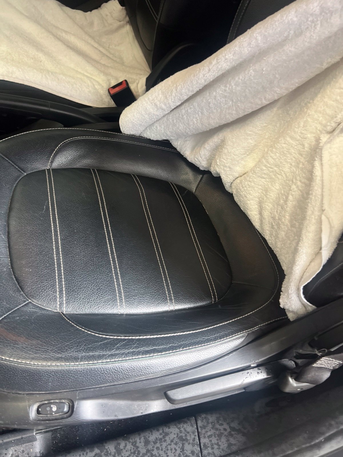 Used 2016 smart fortwo Prime RWD image 7