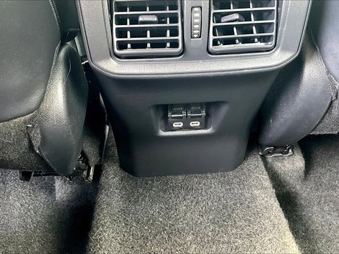 Used 2024 Toyota RAV4 Adventure image 39