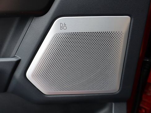 New 2025 Ford F150 Lariat w/ Equipment Group 502A High image 28