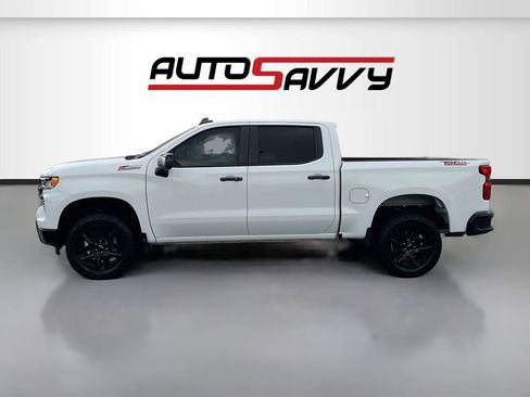 Used 2024 Chevrolet Silverado 1500 LT Trail Boss w/ Convenience Package II AWD/4WD image 4