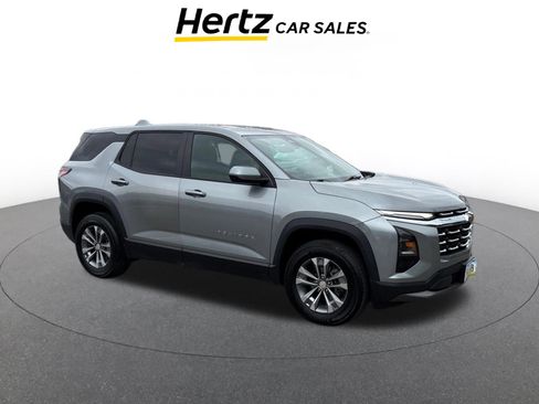 Used 2025 Chevrolet Equinox LT FWD image 1