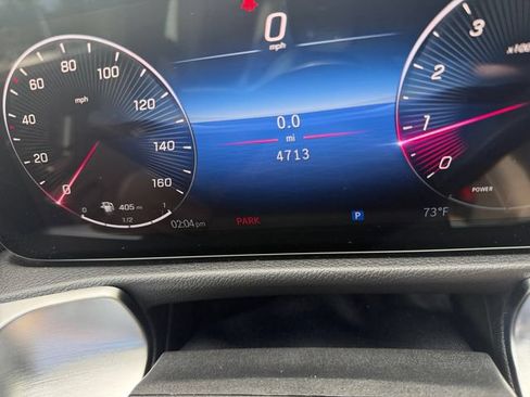 Used 2026 Mercedes-Benz GLB 250 4MATIC image 29