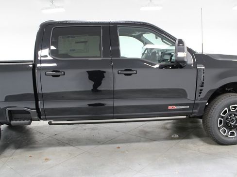 New 2026 Ford F250 Platinum image 10