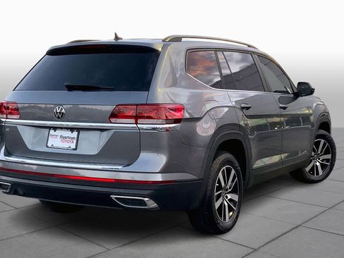 Used 2023 Volkswagen Atlas SE image 12