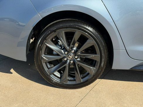Used 2026 Toyota Corolla SE w/ SE Premium Package FWD image 8