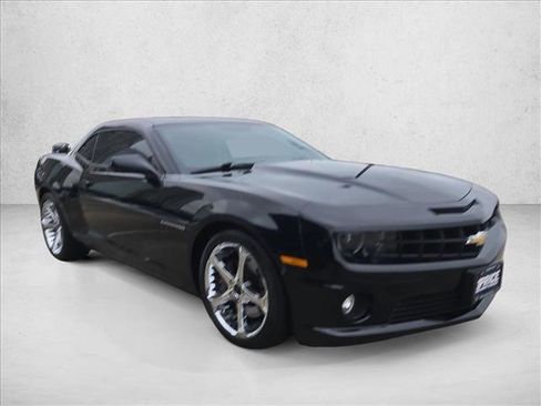 Used 2013 Chevrolet Camaro SS w/ RS Package RWD image 3