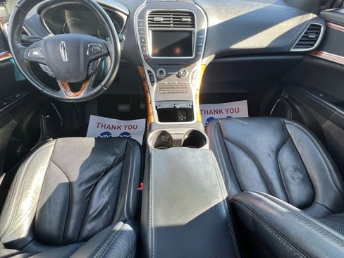 Used 2016 Lincoln MKX Reserve w/ Technology Package image 15