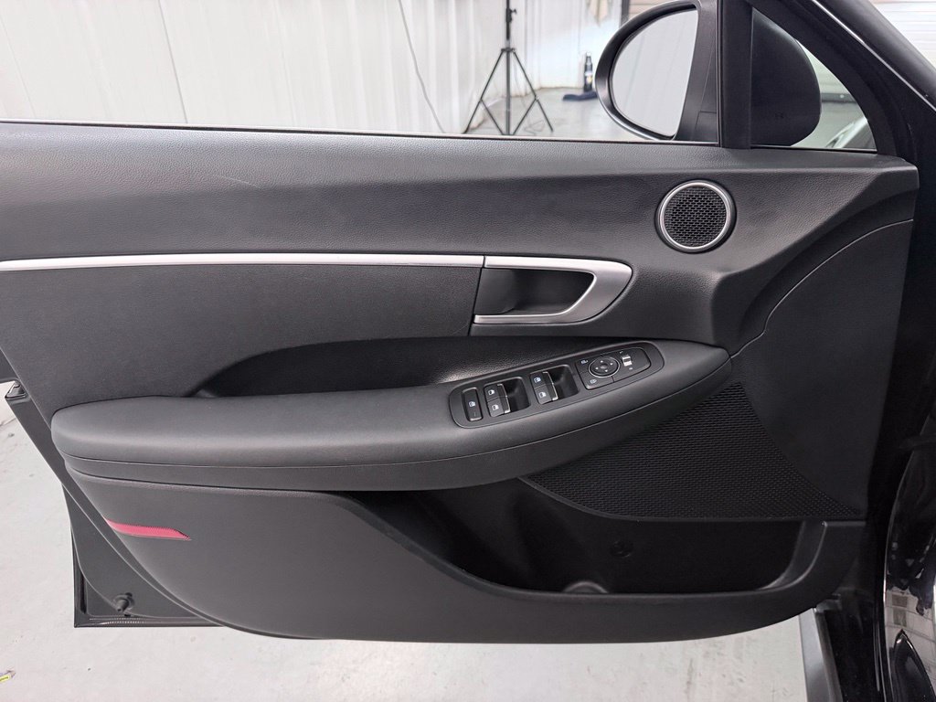 Used 2021 Hyundai Sonata SE FWD image 11