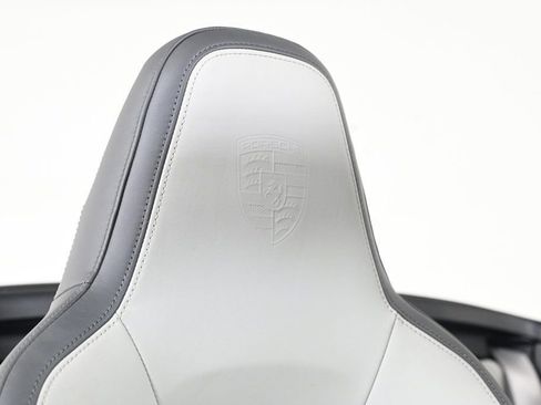 Certified 2025 Porsche 911 Carrera image 20