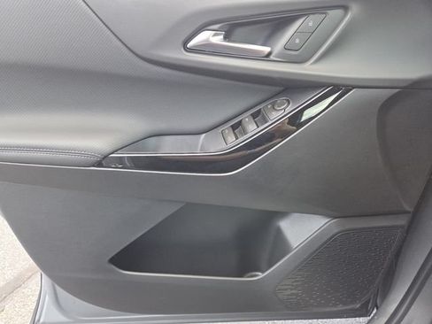 New 2026 Chevrolet Equinox LT w/ Midnight Edition FWD image 31