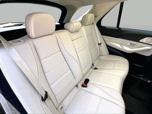 Used 2022 Mercedes-Benz GLE 450 4MATIC image 19
