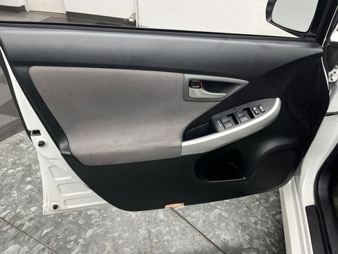 Used 2012 Toyota Prius One image 6