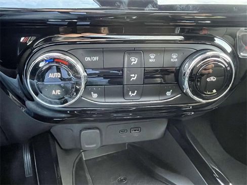 New 2026 Chevrolet Trax RS w/ Sunroof Package image 15