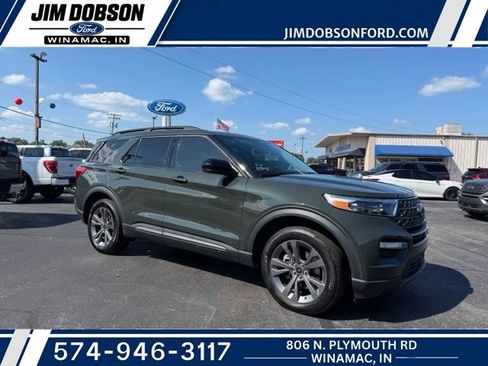 Used 2024 Ford Explorer XLT w/ Equipment Group 202A AWD/4WD image 1