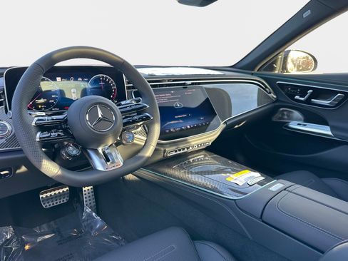 New 2026 Mercedes-Benz E 53 AMG e 4MATIC Sedan image 15