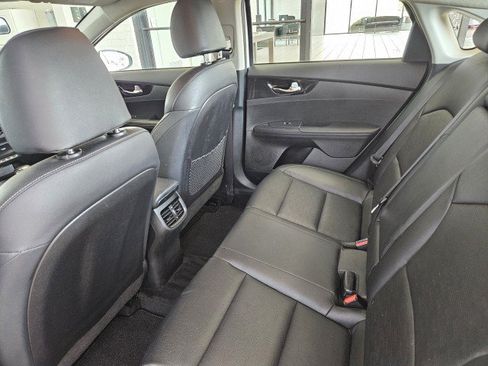 Used 2020 Kia Forte EX FWD image 9