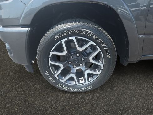 Used 2025 RAM 1500 Laramie w/ Sport Appearance Package AWD/4WD image 14