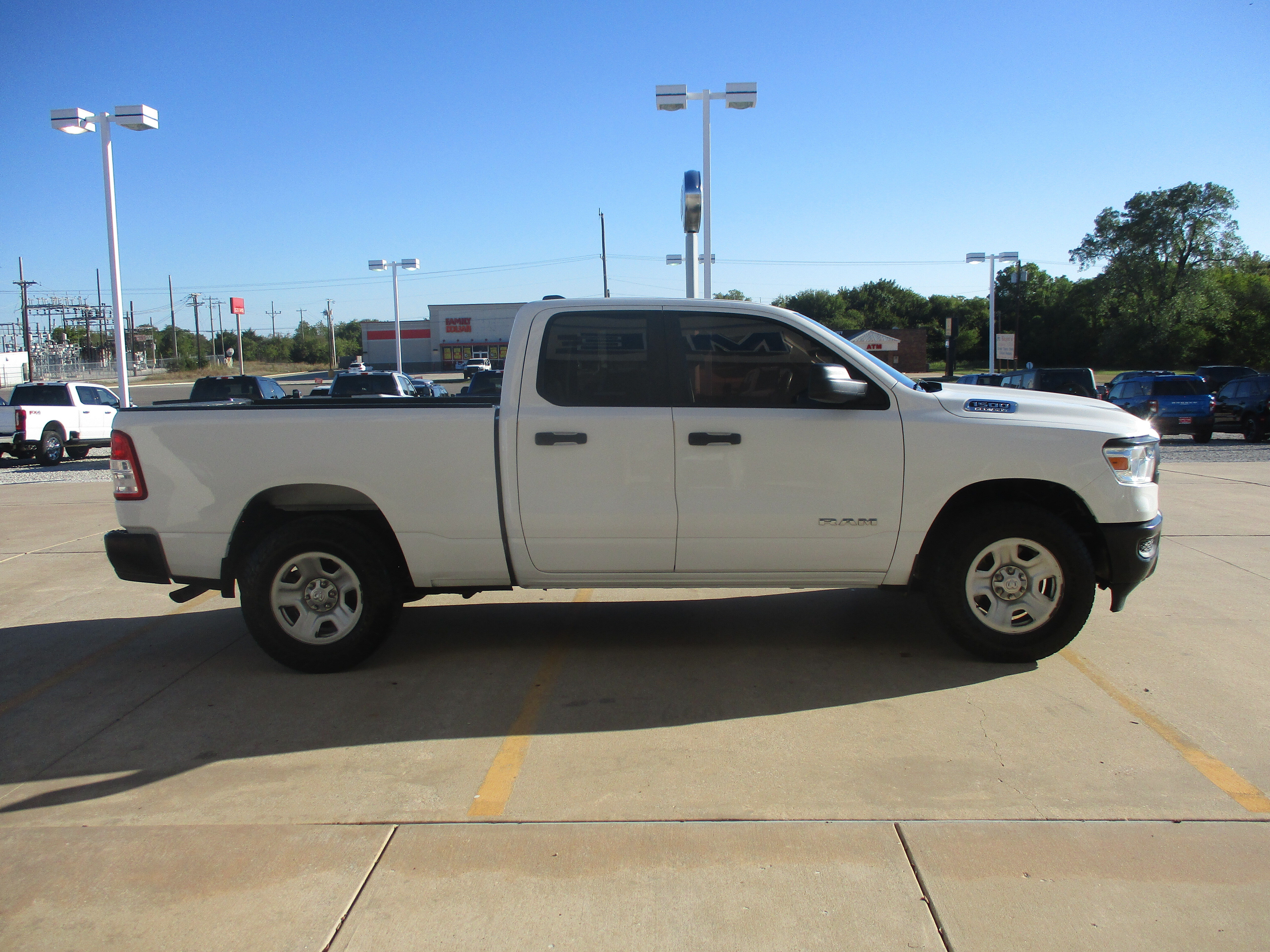 Used 2019 RAM 1500 Tradesman AWD/4WD image 8