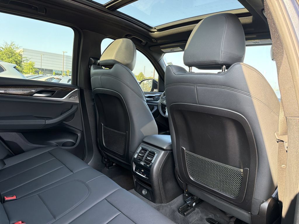 Used 2019 BMW X3 xDrive30i w/ Premium Package AWD/4WD image 17