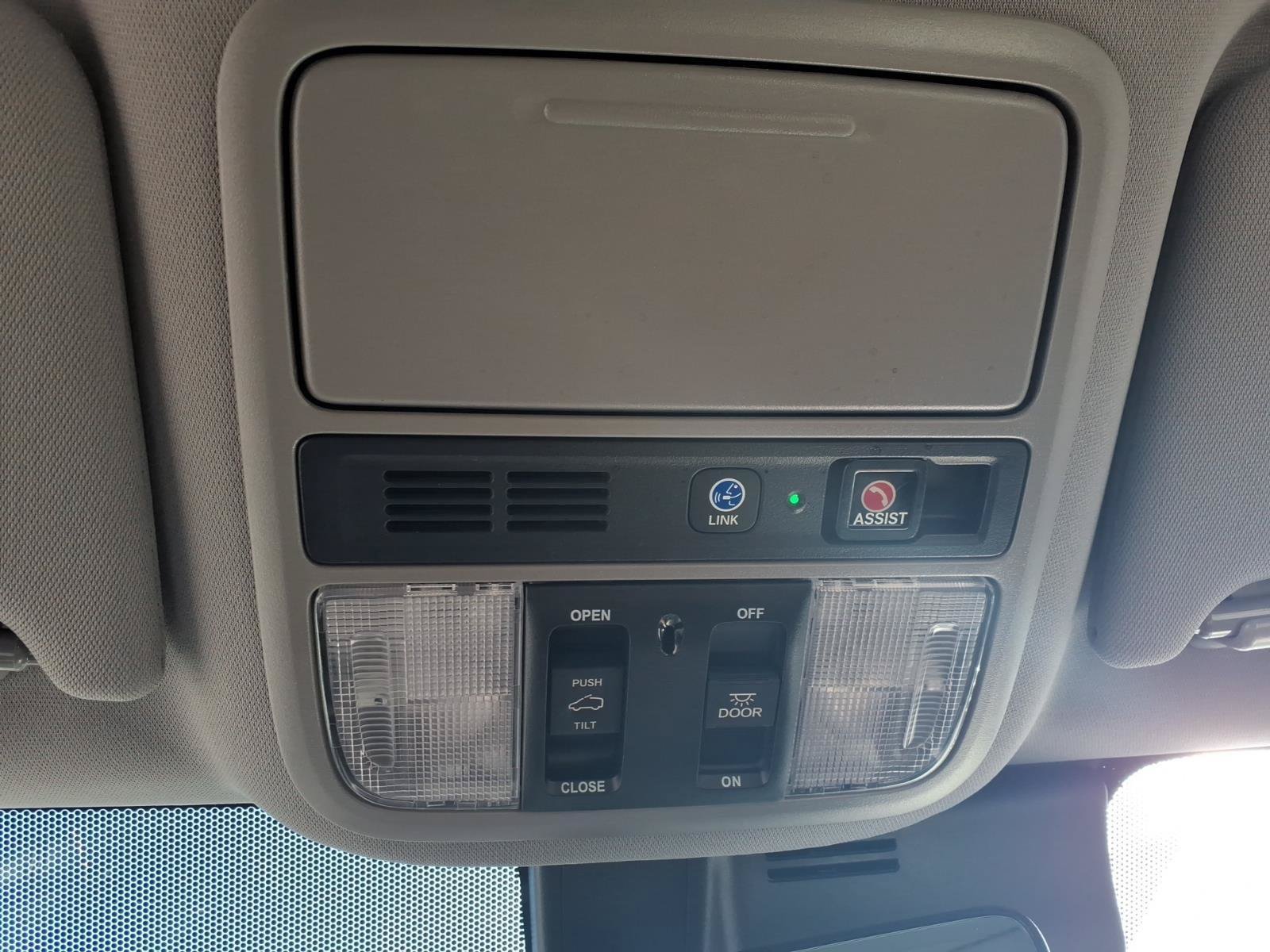 Certified 2022 Honda Pilot Touring image 40