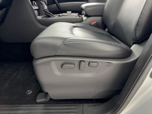 Used 2023 Nissan Armada SL w/ Cargo Package RWD image 16
