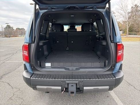 Used 2024 Toyota Land Cruiser image 8