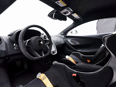 Used 2019 McLaren 600LT image 4