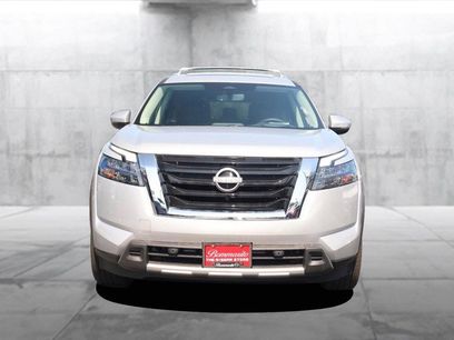 New 2025 Nissan Pathfinder Platinum w/ Cargo Package