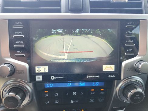 Used 2023 Toyota 4Runner Limited AWD/4WD image 18