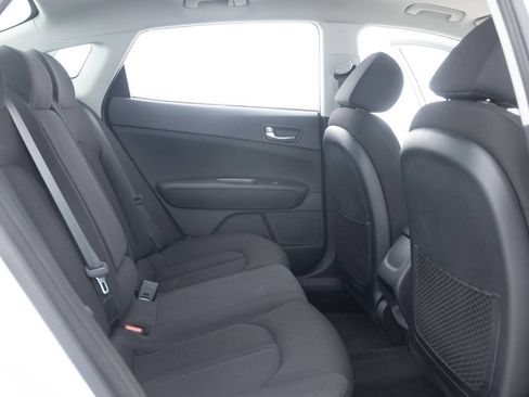 Used 2020 Kia Optima LX FWD image 29