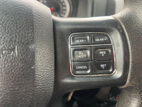 Used 2019 RAM 1500 Tradesman w/ Chrome Appearance Group AWD/4WD image 32