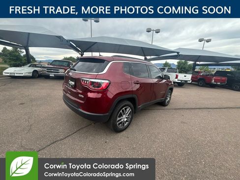 Used 2020 Jeep Compass Latitude AWD/4WD image 9