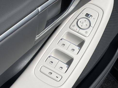 New 2026 Hyundai Sonata SEL FWD image 38