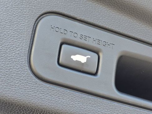 Used 2022 Acura MDX FWD image 16