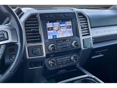 Used 2018 Ford F350 Platinum w/ Platinum Ultimate Package image 7