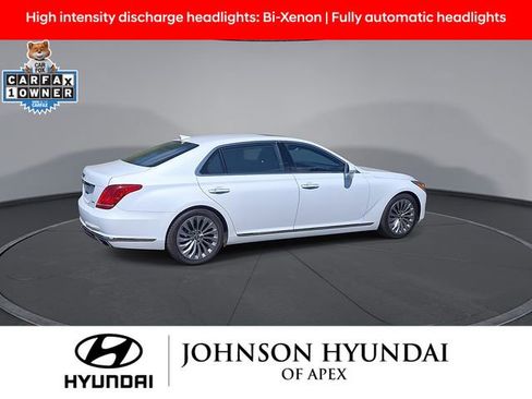 Used 2017 Genesis G90 3.3T Premium image 9