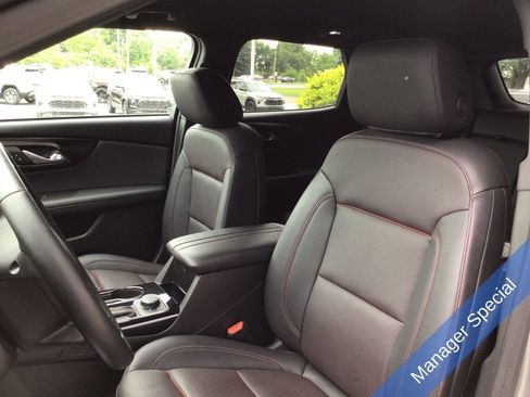 Used 2024 Chevrolet Blazer RS w/ LPO, Floor Liner Package FWD image 24