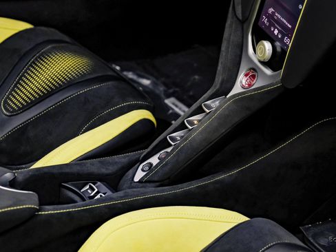 Used 2024 McLaren 750S Spider image 66